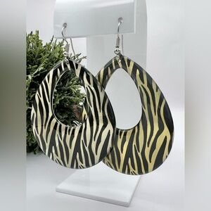 ZEBRA PRINT STATEMANT EARRINGS